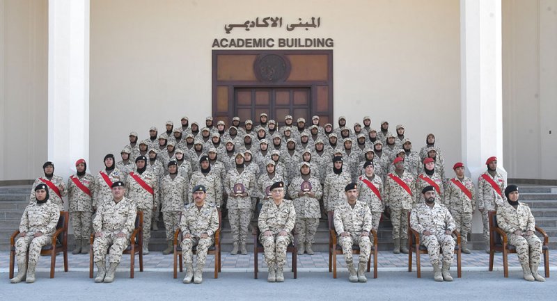 تخريج دورة المتطوعات المدنيات للقوة الاحتياطية "الدفعة الثالثة" بقوة دفاع البحرين