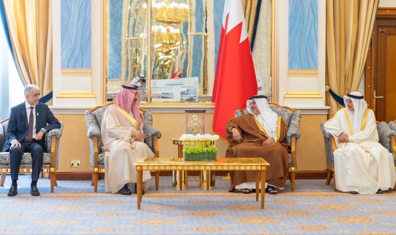 سمو ولي العهد رئيس الوزراء: استمرار التركيز على مشروعات البنى التحتية وفق أعلى المعايير