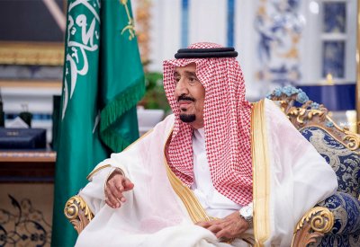 خادم الحرمين الشريفين وولي العهد يعزيان عائلة آل صباح بدولة الكويت والشعب الكويتي الشقيق