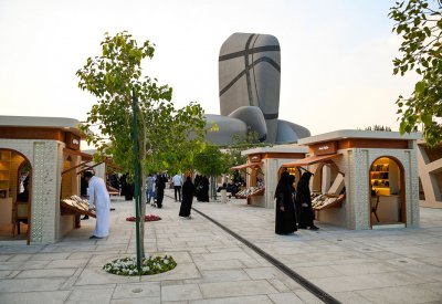 إثراء يعيد أمجاد المتنبي بحضور يتجاوز 10 آلاف زائر