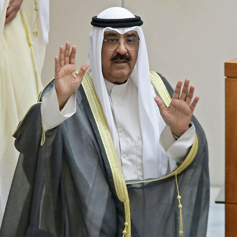 الكويت: رئيس مجلس الأمة يوجه الدعوة لعقد جلسة خاصة بعد غد الأربعاء لأداء سمو أمير البلاد اليمين
