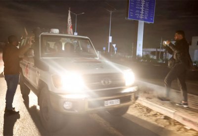 يديعوت أحرنوت: إسرائيل مستعدة لـ "تنازلات" لإبرام صفقة أسرى