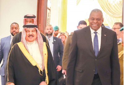 الملك المعظم: تطوير التنسيق العسكري والتعاون الدفاعي مع أميركا