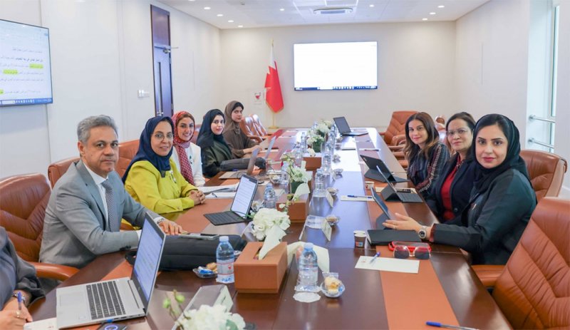 "مرأة الشورى"تناقش مشروع قانون بشأن تجريم الممتنع عن التبليغ عن حالات العنف الأسري وتحيل تقريرها إلى مكتب المجلس