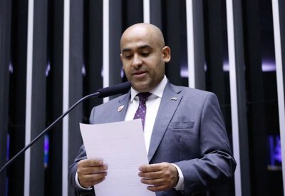"الصداقة البرلمانية البرازيلية البحرينية" تقيم جلسة خاصة بمناسبة احتفال مملكة البحرين بأعيادها الوطنية