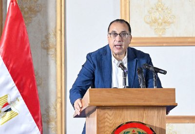 مصر تجني 5.6 مليار دولار من بيع حصص بشركات وتدرس طرح 50 أخرى