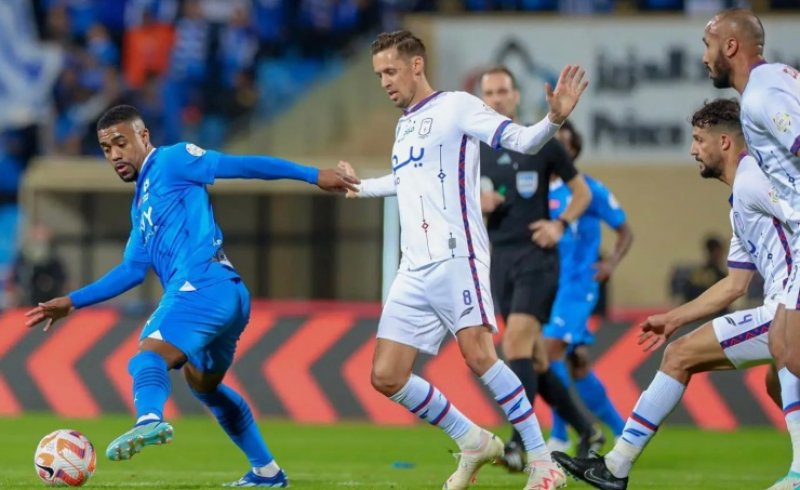 الهلال يكتسح أبها بسباعية في دوري روشن السعودي