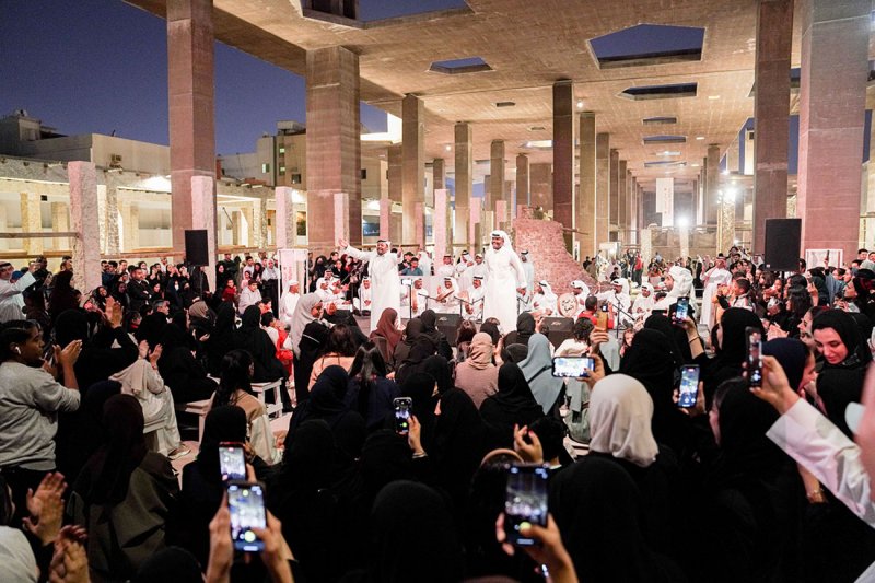مهرجان ليالي المحرّق يستمر في عرض تجارب ثقافية متعددة في يومه الأخير غداً السبت