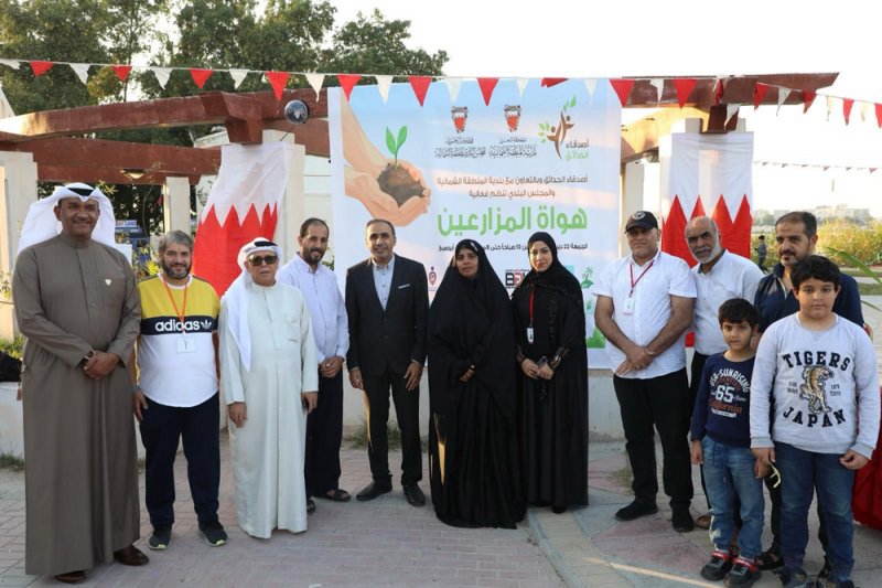 أصدقاء الحدائق وبالتعاون مع بلدية المنطقة الشمالية تنظم فعالية (هواة المزارعين) في ساحل أبو صبح
