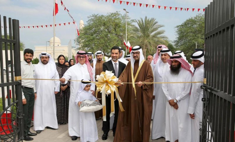 سمو محافظ الجنوبية ووزير "البلديات" يفتتحان مشروع تطوير عين الحنينية