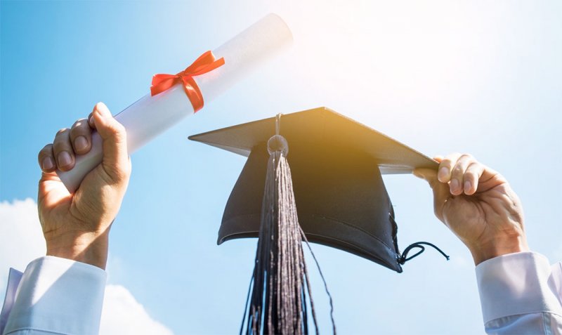 السعوديات يكتسحن أعداد الجامعيين الخليجيين في البحرين