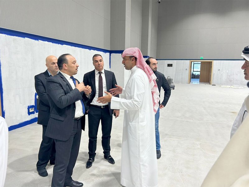 علي بن خليفة يستقبل رئيس "الأولمبية" السورية ونائب رئيس الاتحاد السوري لكرة القدم