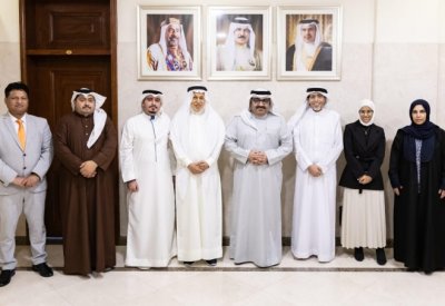 وزير التربية والتعليم يستقبل الأمين العام لجمعية البحرين لرعاية مرضى السكلر