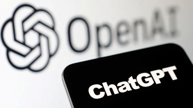 "لا تخبروا ChatGPT بأسراركم".. خبير ذكاء اصطناعي يحذر