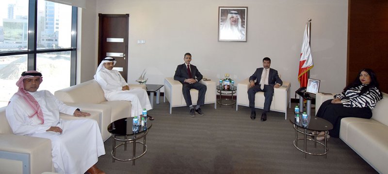 "الوطنية للحقوق" تؤكد على أهمية تعزيز العمل النقابي وتهيئة البنى التحتية المناسبة لتمكين الاتحادات العمالية