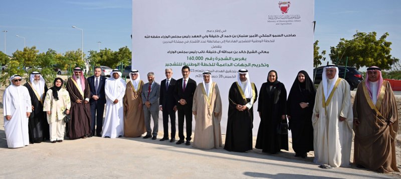 نائب رئيس مجلس الوزراء يغرس الشجرة 160 ألفاً احتفاءً بتحقيق الهدف للعام 2023