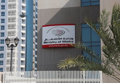 تعذر استحداث مدخل ومخرج من شارع المطار إلى مقبرة المحرق