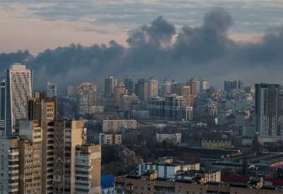 روسيا تسقط عشرات المسيرات.. وتواصل الهجوم الجوي على أوكرانيا
