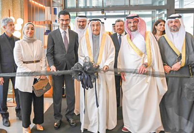 الشيخ خالد بن عبدالله: تعزيز البنية التحتية السياحية لإبراز الموقع الريادي للبحرين كمركز جذب عالمي للزوار