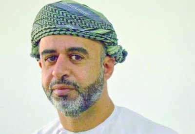 الشاعر العماني زهران القاسمي يقرأ “قصائده الحجرية" في بيت الشعر بيت إبراهيم العريض