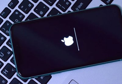 "آبل" تسحب تحديث iOS 17.3 بعد إطلاقه بساعات.. ماذا حدث؟