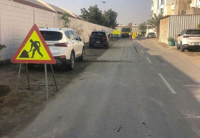 "الأشغال": البدء بأعمال مشروع تطوير الطرق بمجمع 633 في المعامير