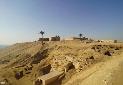 كشف أثري جديد في مصر.. "مقبرة صخرية" من الأسرة الثانية