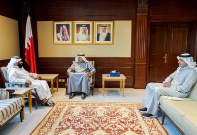 وزير الخارجية يستقبل نائب سفير المملكة العربية السعودية لدى مملكة البحرين