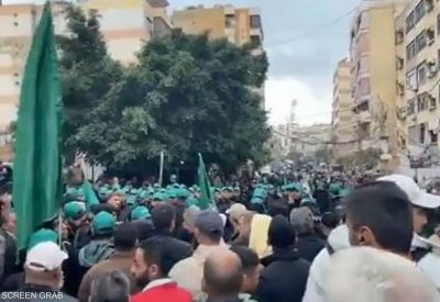 حركة حماس تشيّع العاروري واثنين من رفاقه في بيروت