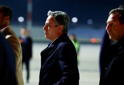 التواصل مع طهران بشكل غير مباشر.. خفايا جولة بلينكن