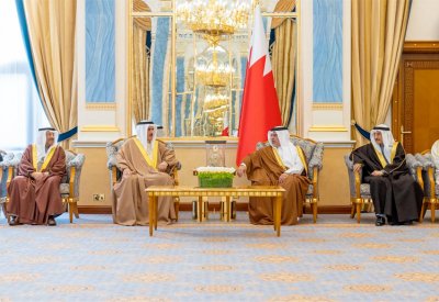 سمو ولي العهد رئيس مجلس الوزراء يلتقي رئيسي مجلسي النواب والشورى