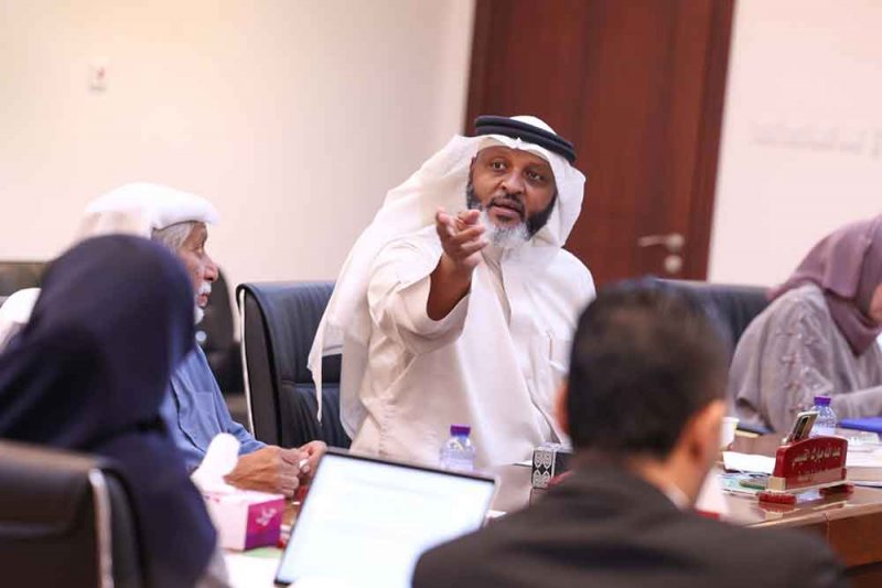 القبيسي: ما هي إنجازات البلدية في 2023... الدوسري: "ولا شي"
