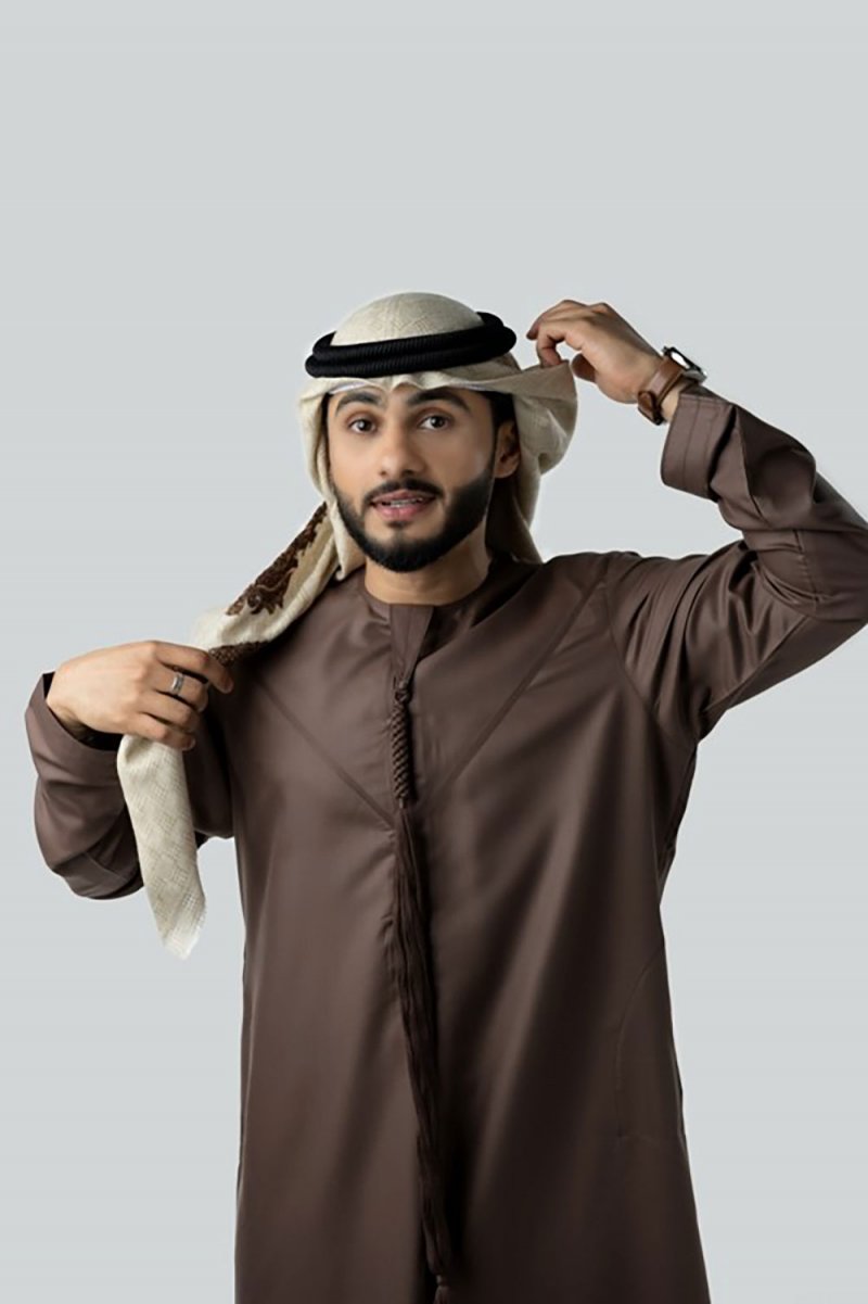 غيث الهايم يطلق " زين البلادي "باللون الشعبي الإماراتي