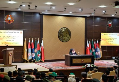 الكلية الملكية للقيادة والأركان والدفاع الوطني بقوة دفاع البحرين تقيم محاضرة بعنوان استراتيجية التأمين الصحي الشامل