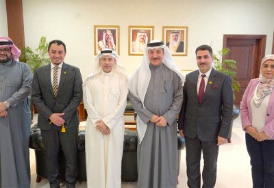 وزير العمل يلتقي المدير العام لمجموعة غرناطة العقارية