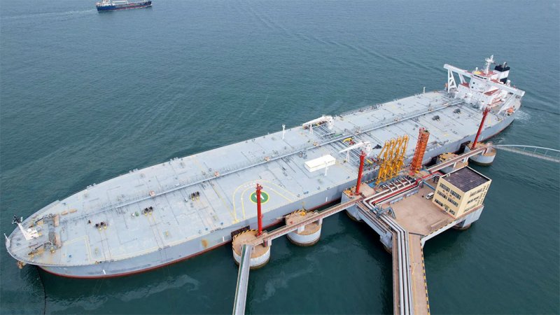 الصين تسجل واردات تاريخية من النفط الخام في 2023
