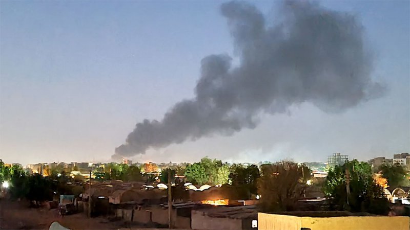 قصف جوي يوقع عشرات القتلى في جنوب الخرطوم