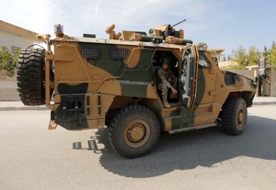غارات جوية تركية بالعراق وسوريا.. وأردوغان يعقد اجتماعا أمنيا طارئا
