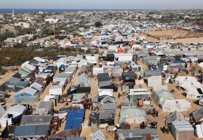 إسرائيل "تضع شرطا" قبل السماح للنازحين من شمال غزة بالعودة