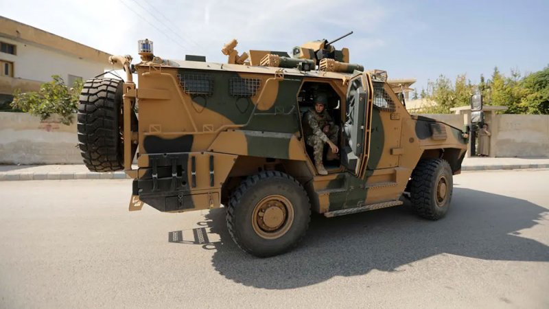 غارات جوية تركية بالعراق وسوريا.. وأردوغان يعقد اجتماعا أمنيا طارئا