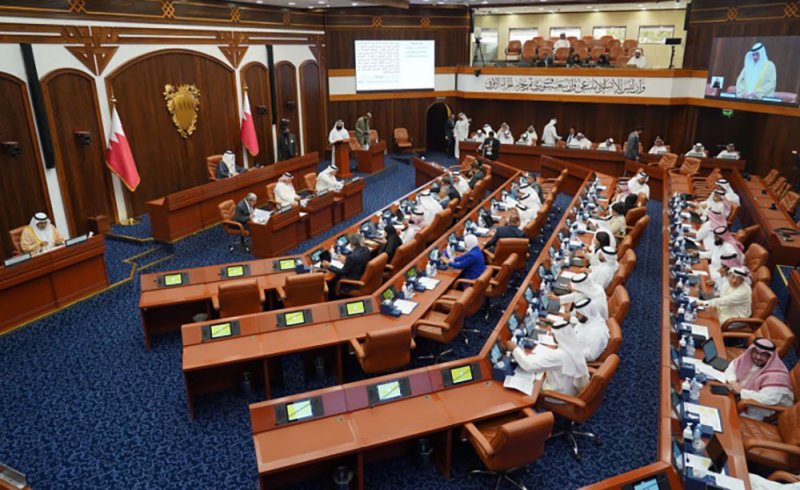 اقتراح نيابي.. وقف إزالة الحضور لحين إيجاد مواقع جديدة