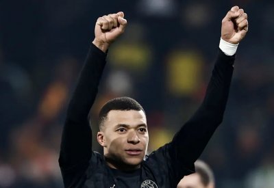 مبابي لثنائي ريال مدريد: سأراكما قريباً