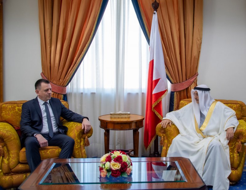 الشيخ خالد بن عبد الله: مد جسور التعاون الدولي لنقل المعارف وتعزيز الشراكات الاقتصادية