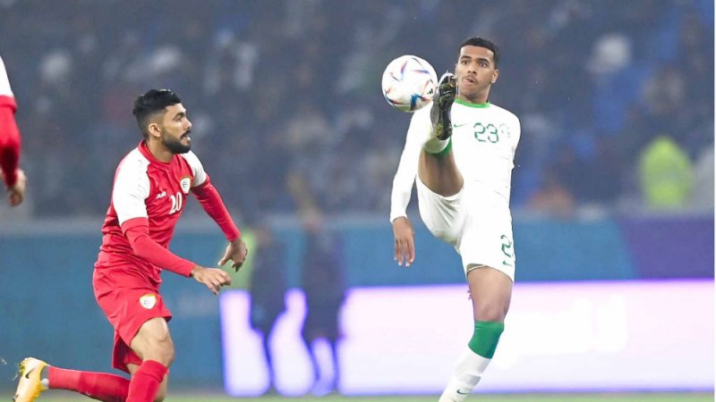 “الأخضر” السعودي يستهل كأس آسيا بمواجهة عمان