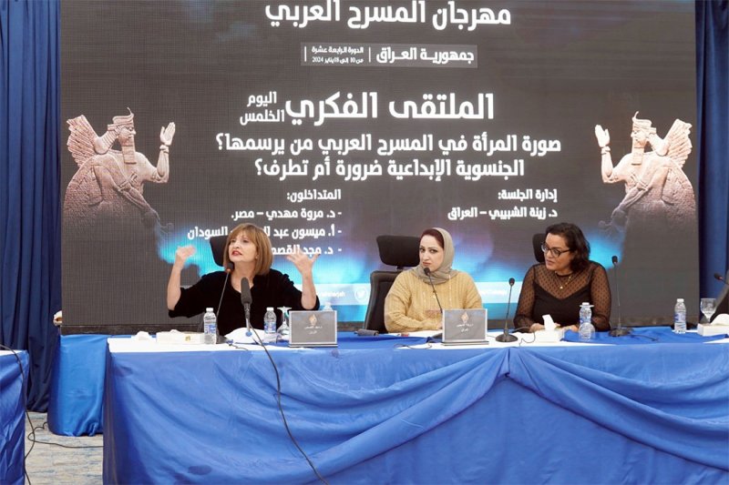 المسرح أعطى المرأة العربية كل عظمته. وبدورها وهبته عمرها