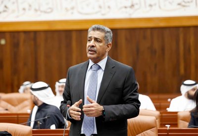 سرور لـ"البلاد": غداً.. إجتماع بين "لجنة البحرنة" و"الخدمة المدنية"