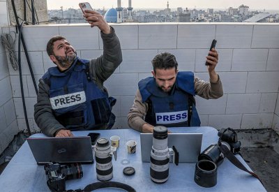 غزة.. يوم سادس على التوالي من دون اتصالات ولا إنترنت