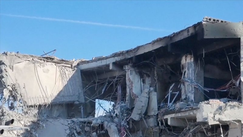 باكستان تستدعي سفيرها لدى طهران وتمنع سفير إيران من العودة
