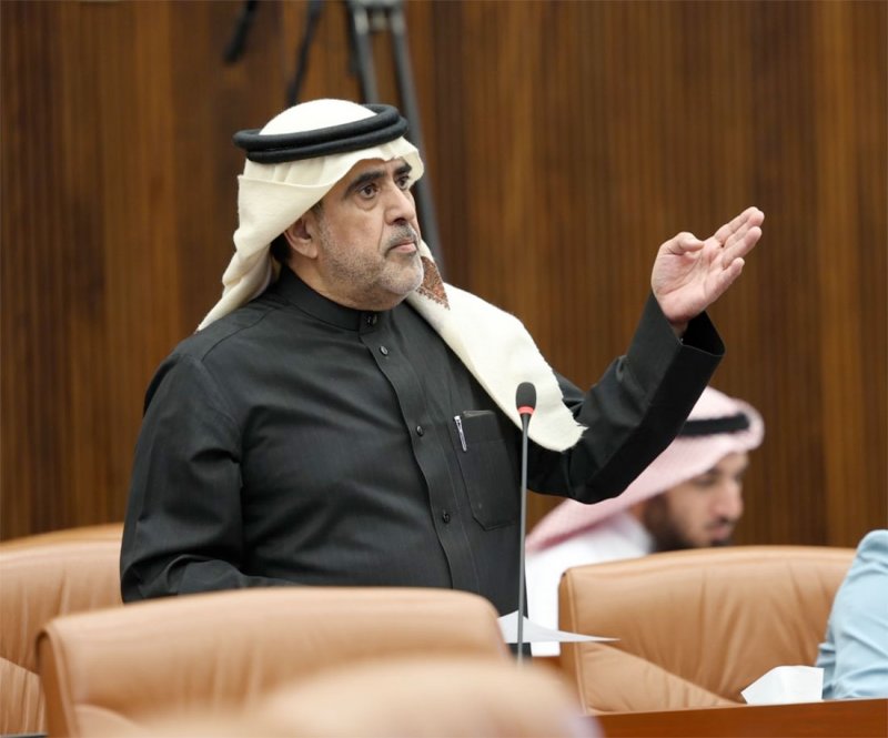 بوعنق: الحكومة لن تجتمع مع النواب بشأن فوائد القروض