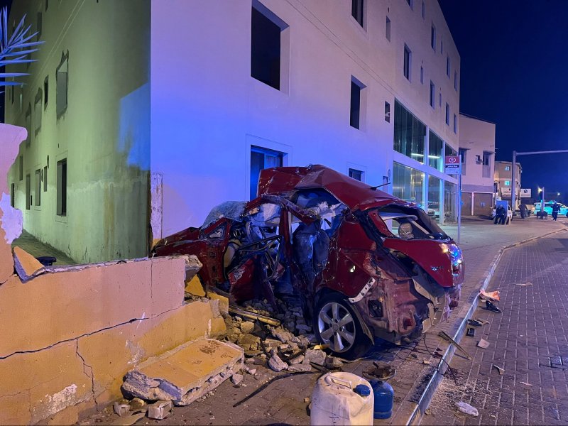 بالصور: وفاة 3 أشخاص بحرينيين بحادث مروري بليغ في منطقة السهلة